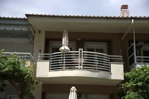 Giannakis Chrysi Ammoudia