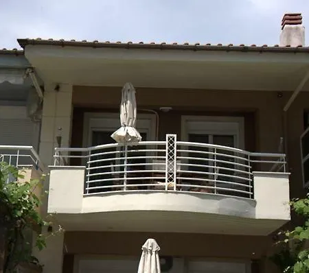 Giannakis Chrisi Ammoudia